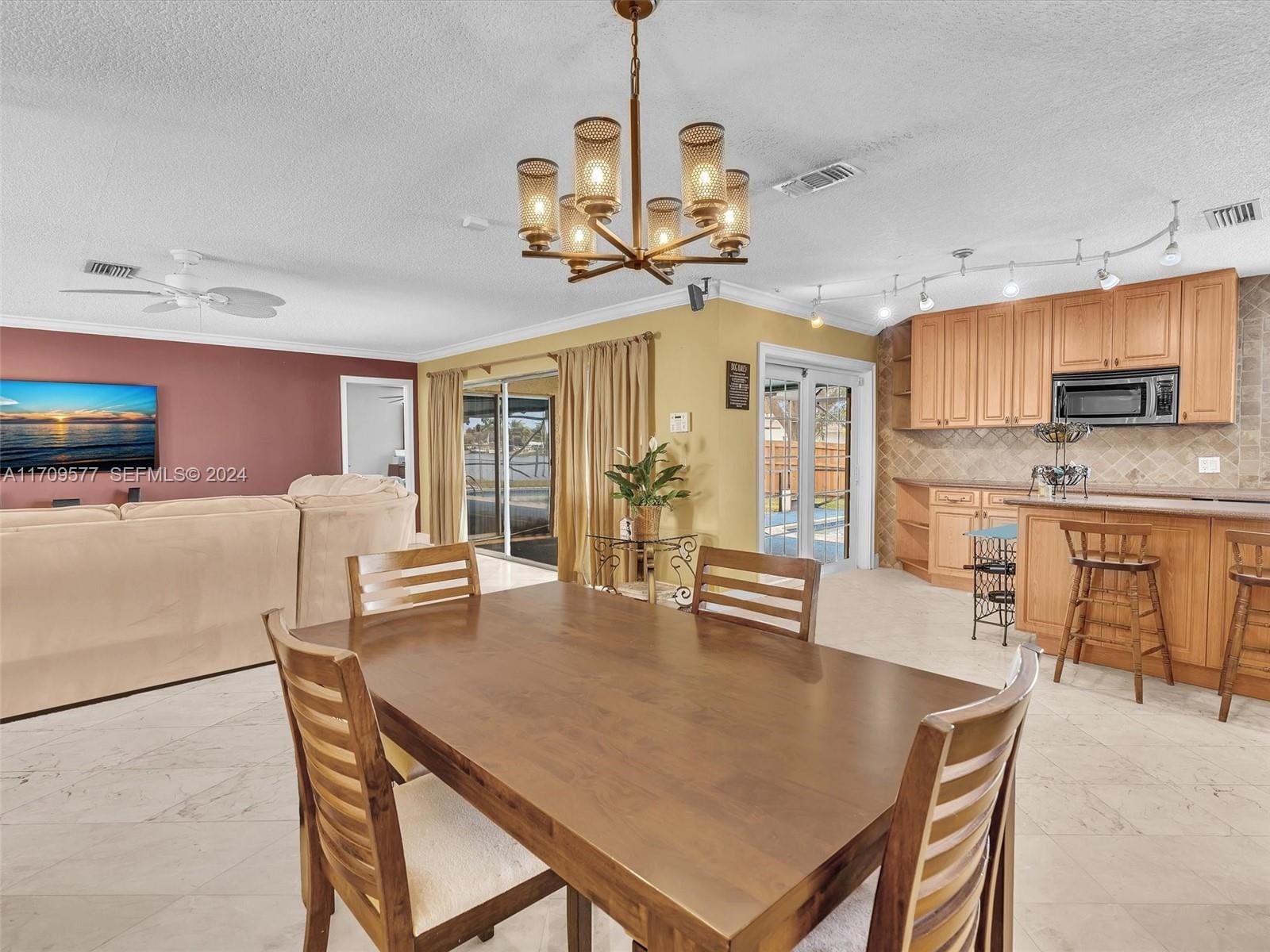 8910 NW 7th Court, Pembroke Pines, FL 33024 photo 11