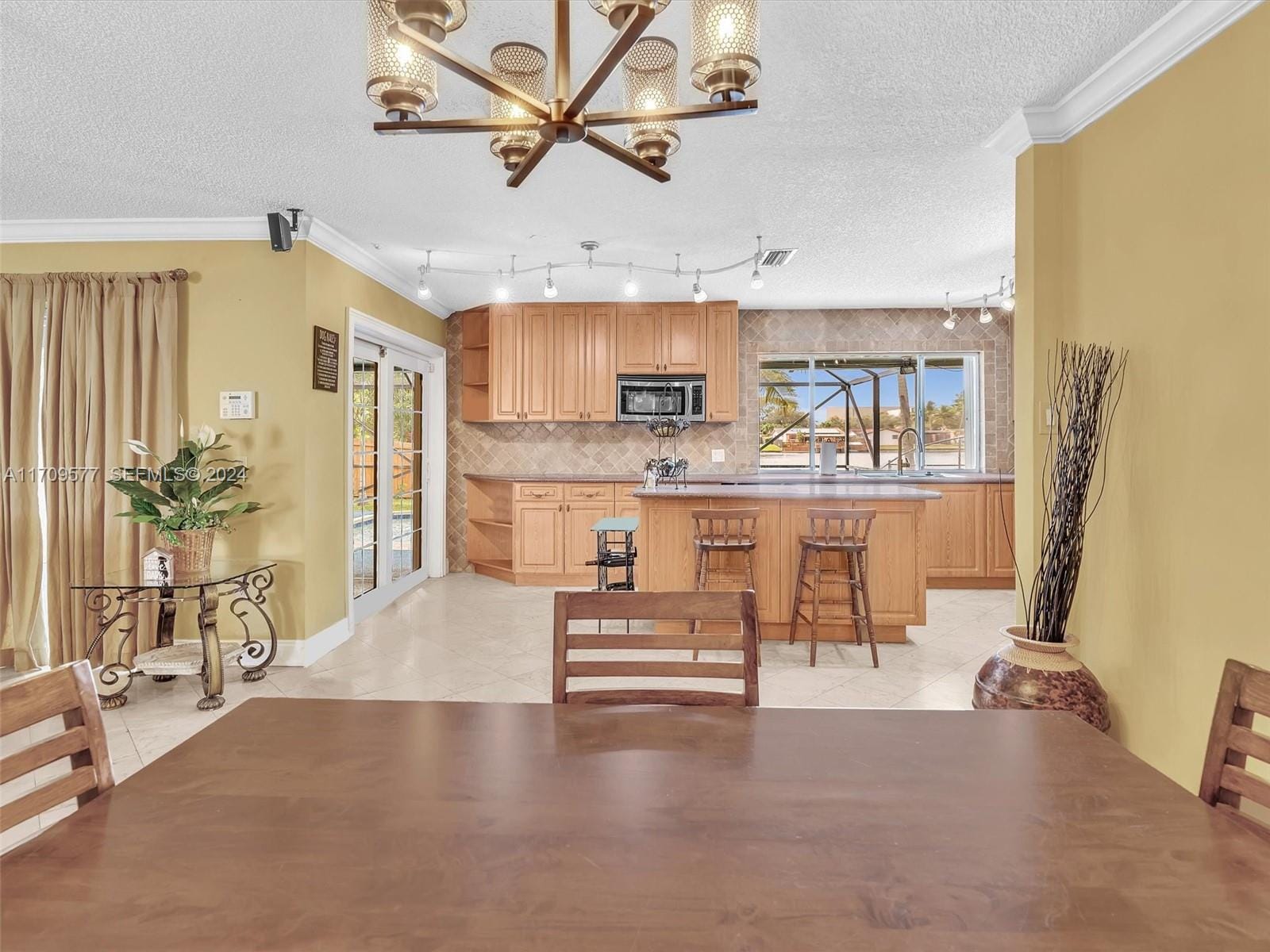 8910 NW 7th Court, Pembroke Pines, FL 33024 photo 12