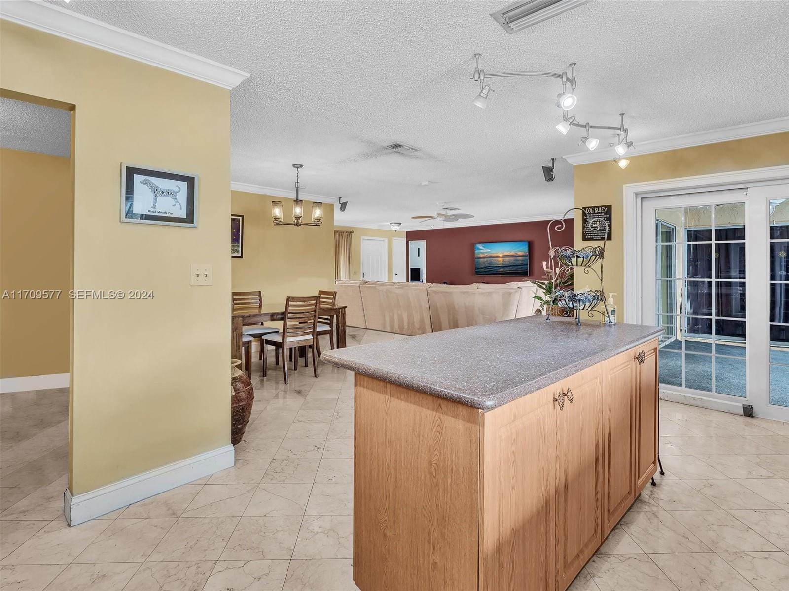 8910 NW 7th Court, Pembroke Pines, FL 33024 photo 17