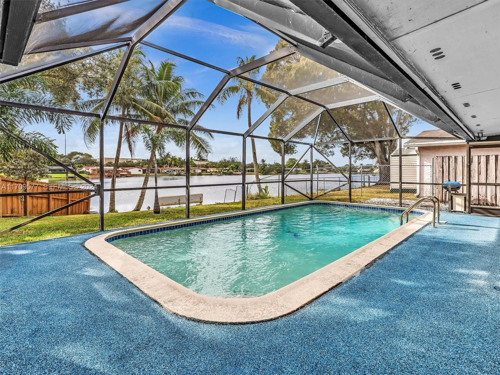 8910 NW 7th Court, Pembroke Pines, FL 33024 photo 24