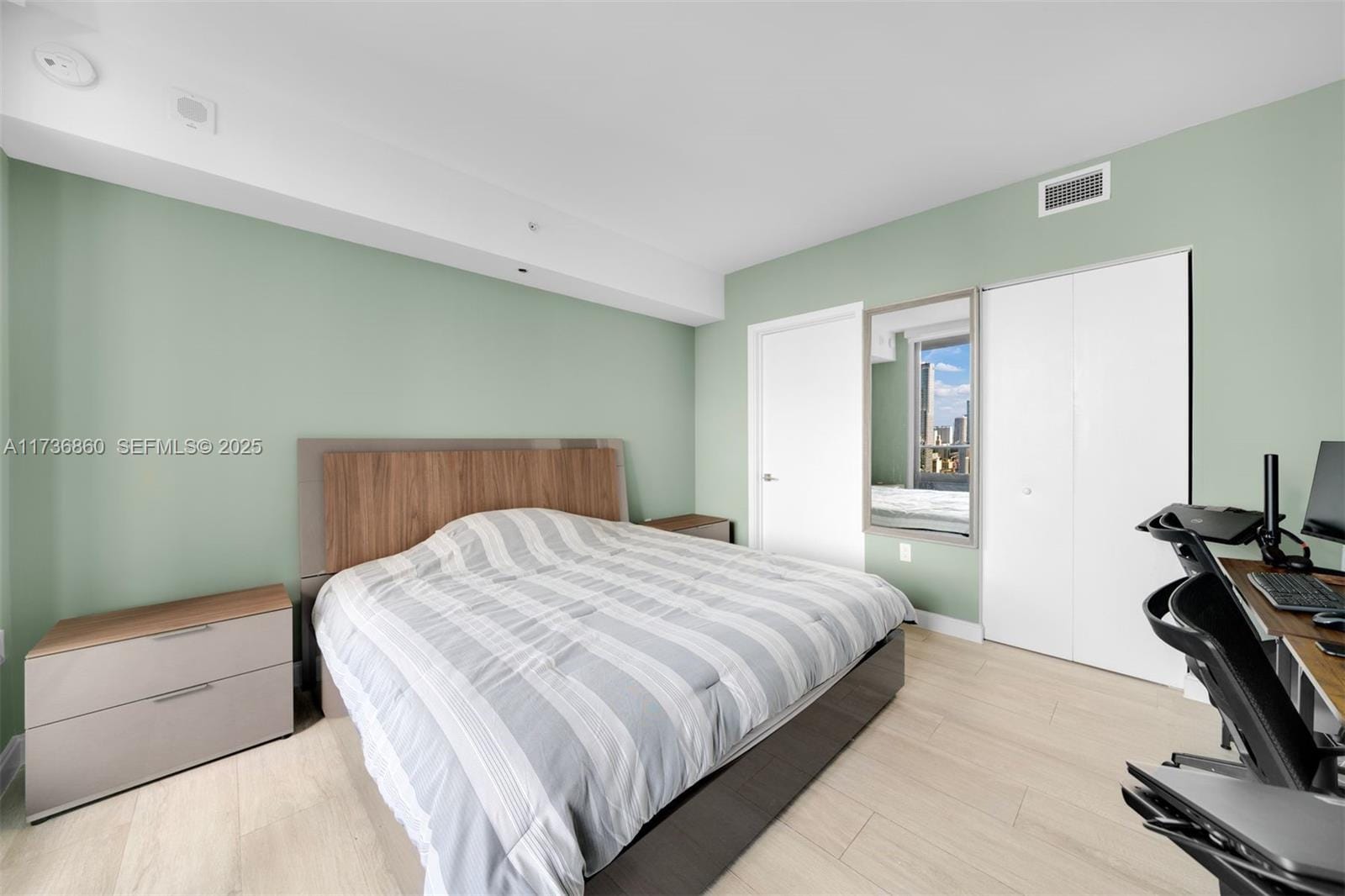 45 SW 9th Street 2608, Miami, FL 33130 photo 11