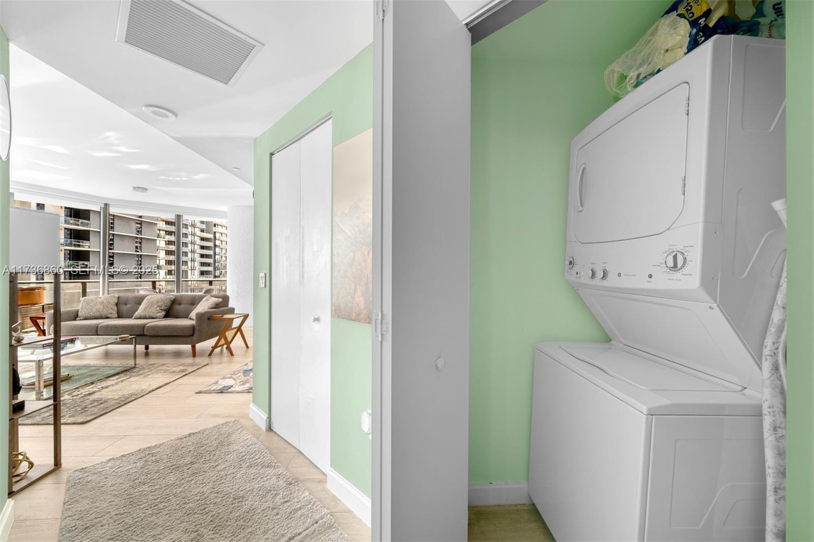 45 SW 9th Street 2608, Miami, FL 33130 photo 6