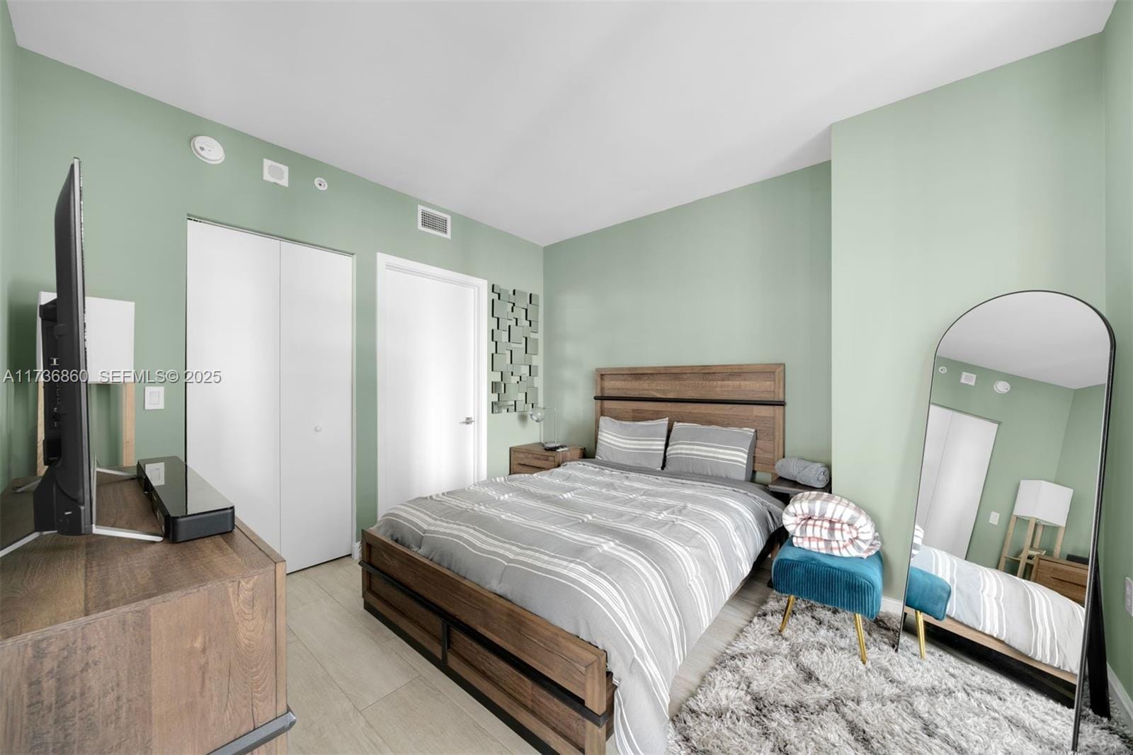 45 SW 9th Street 2608, Miami, FL 33130 photo 8