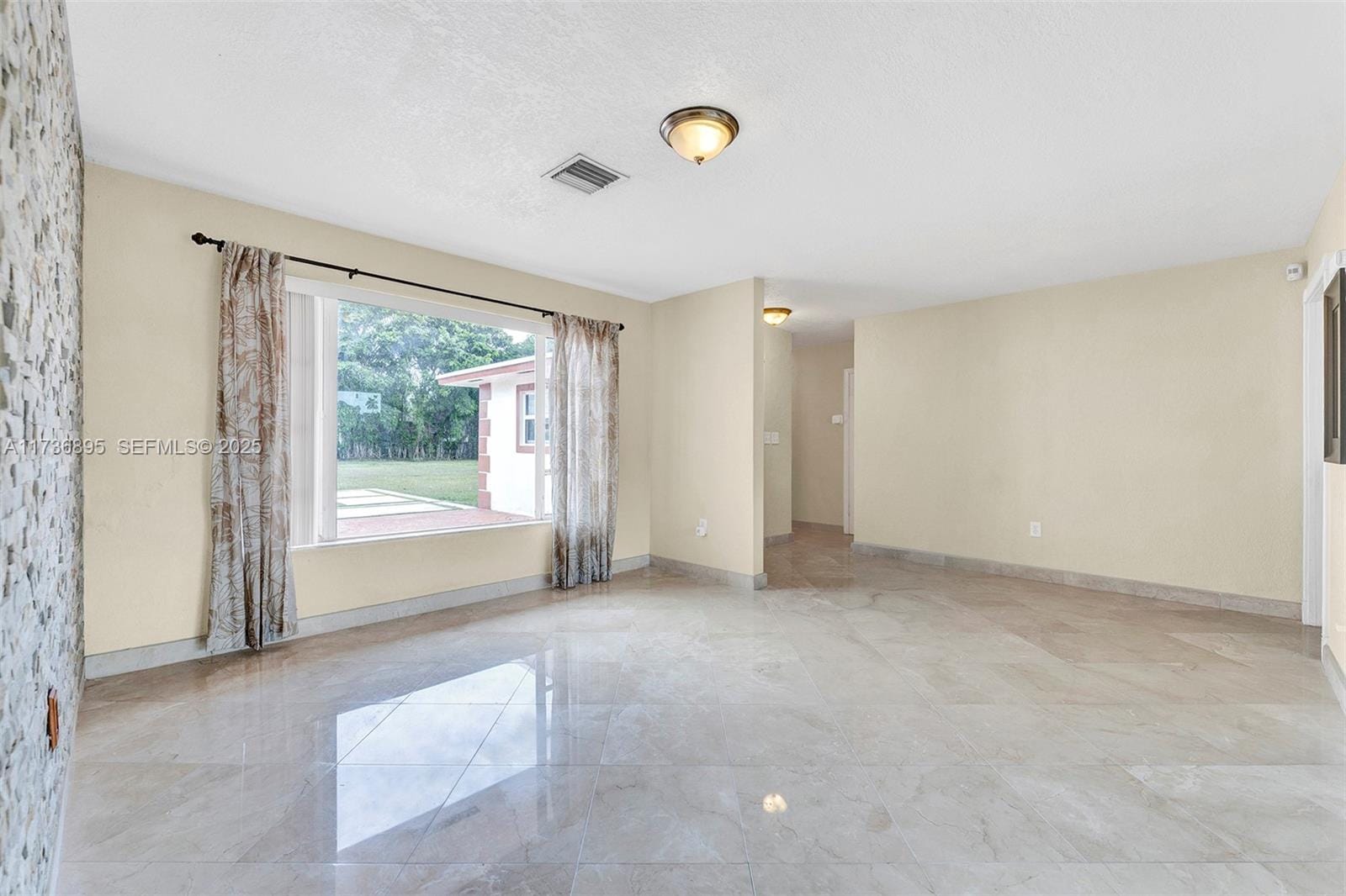 15750 SW 232nd Street, Miami, FL 33170 photo 9