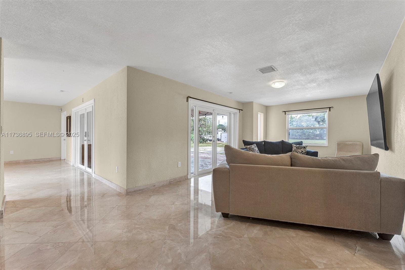 15750 SW 232nd Street, Miami, FL 33170 photo 10