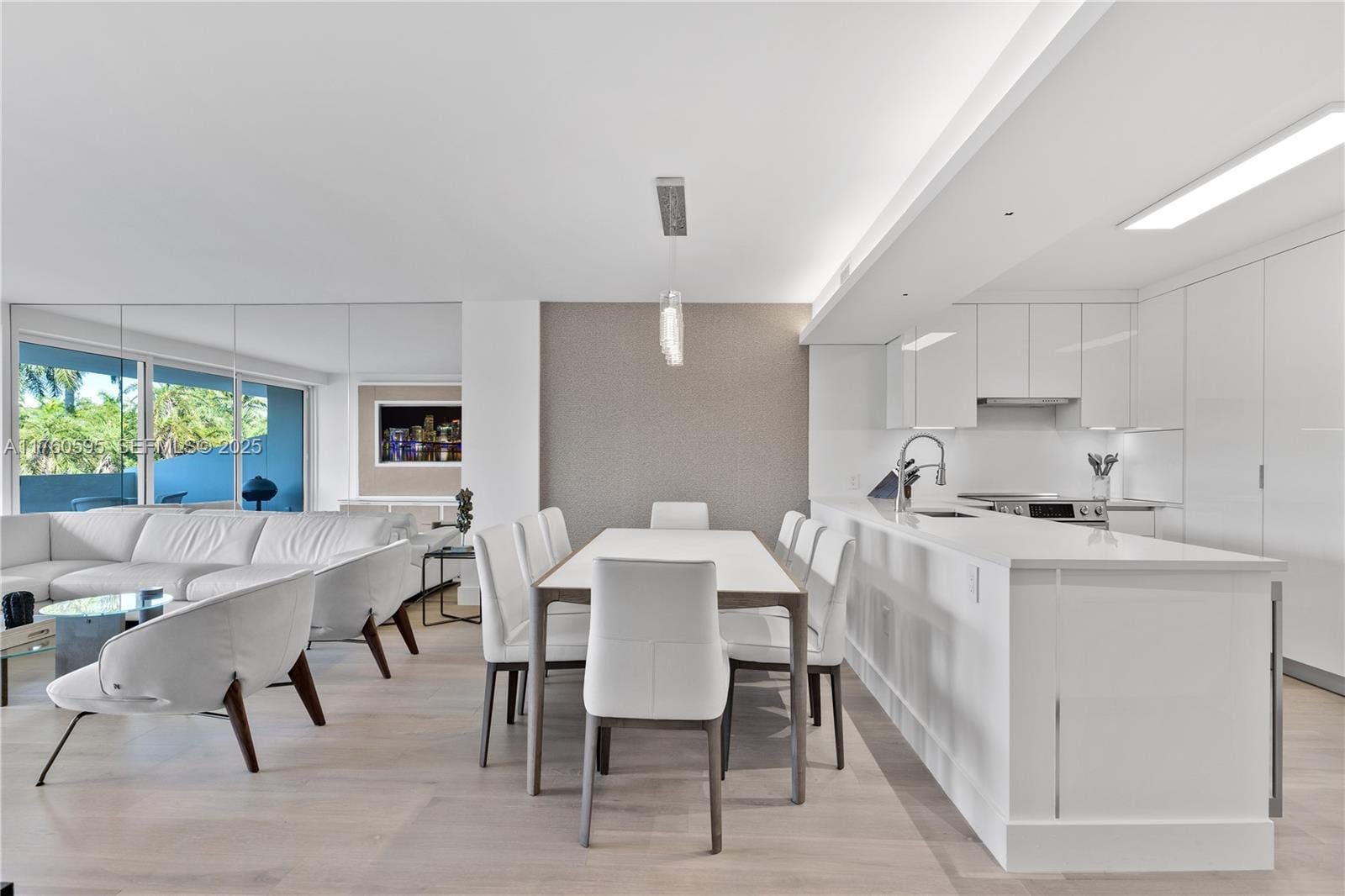 155 Ocean Ln Drive 210, Key Biscayne, FL 33149