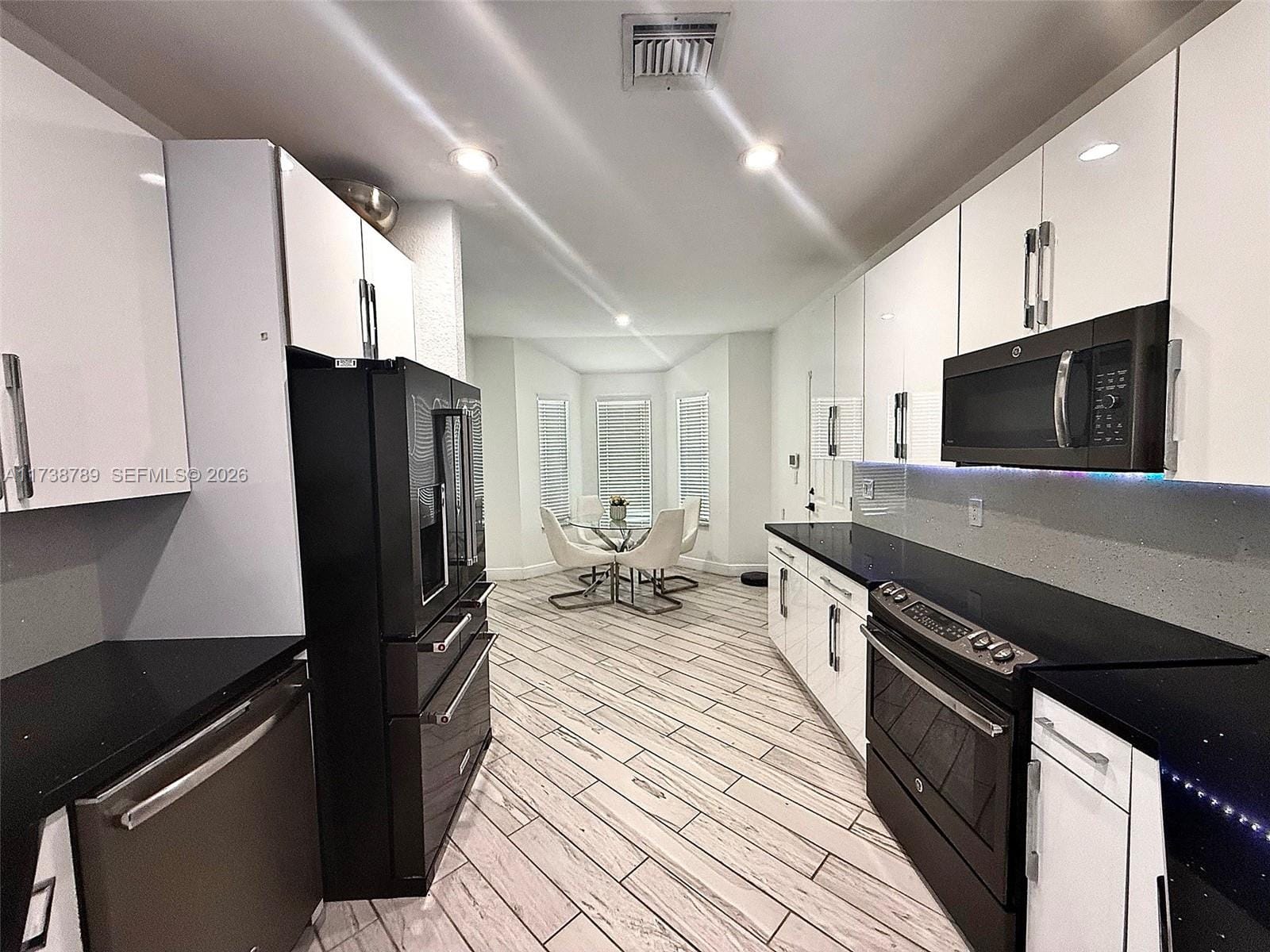 2602 Augusta Drive — photo 8