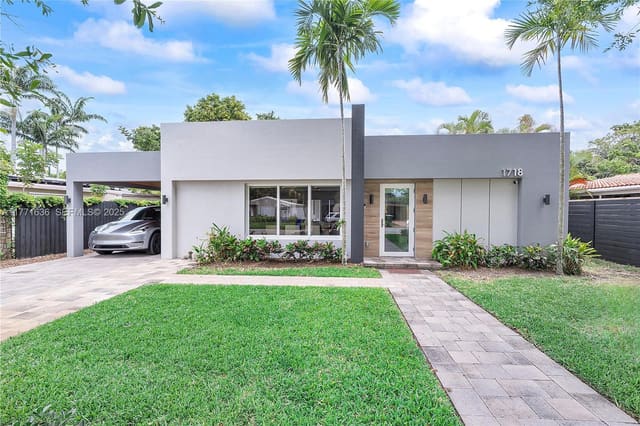 1718 N Victoria Park Road, Fort Lauderdale, FL 33305