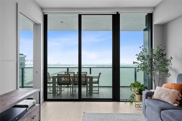 480 NE 31st Street 4906, sold in Gran Paraiso Condo, Miami, FL
