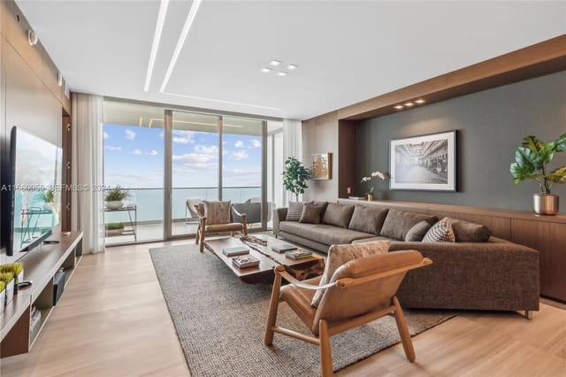 18975 Collins Avenue 4502, sold in 18975 Collins Condo, Sunny Isles Beach, FL