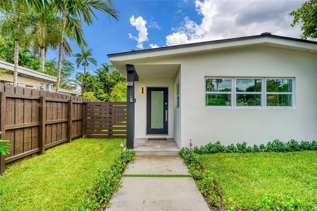 300 NE 116th Street, sold in Tresulee, Miami, FL