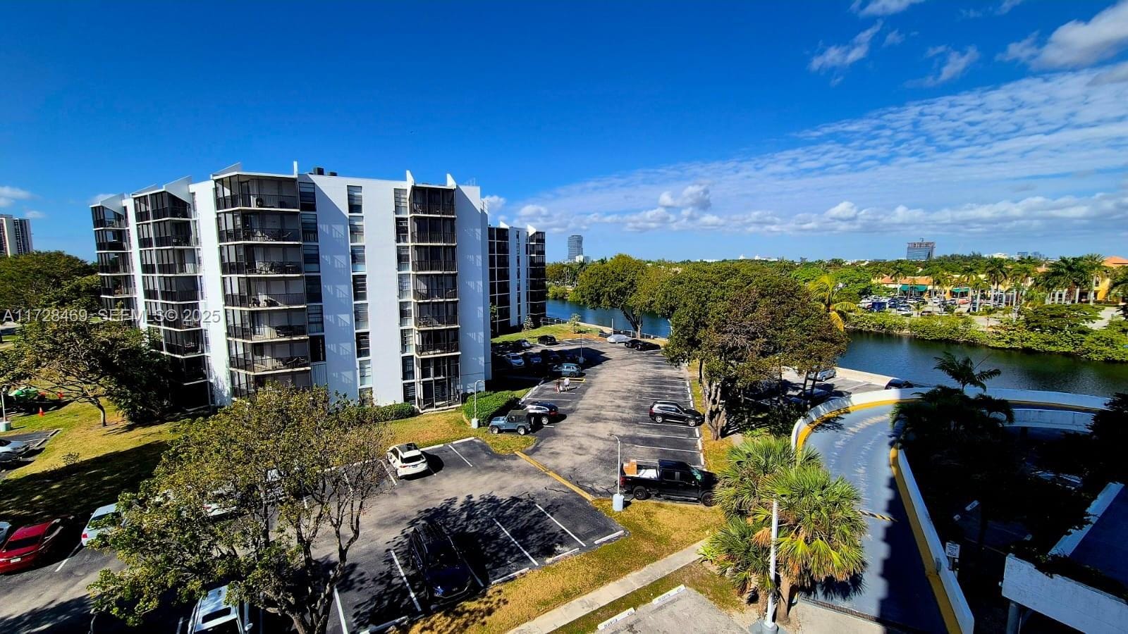 3625 N Country Club Drive 509, Aventura, FL 33180 photo 21