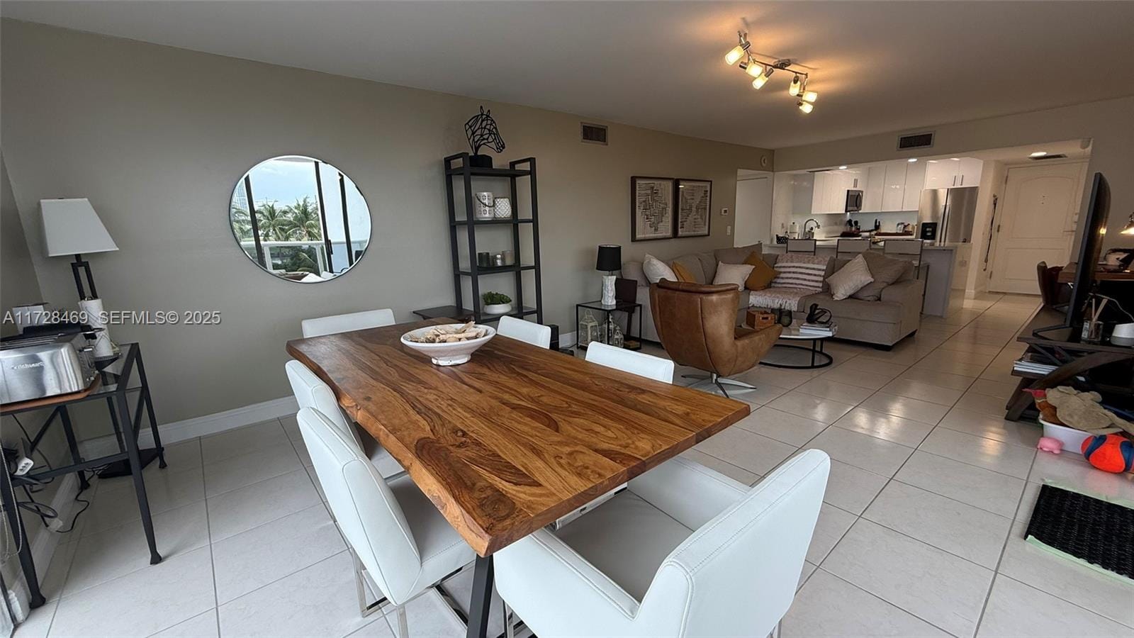 3625 N Country Club Drive 509, Aventura, FL 33180 photo 7