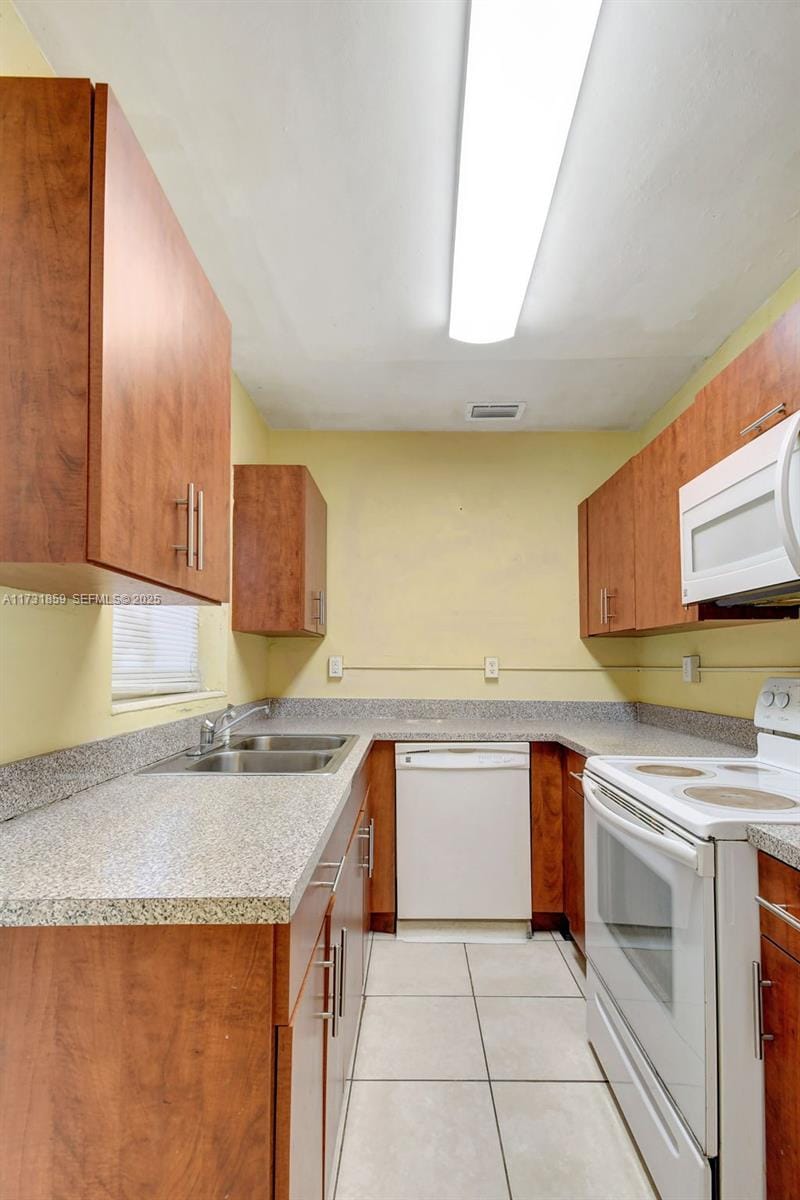1645 NE 180th Street, North Miami Beach, FL 33162 photo 12