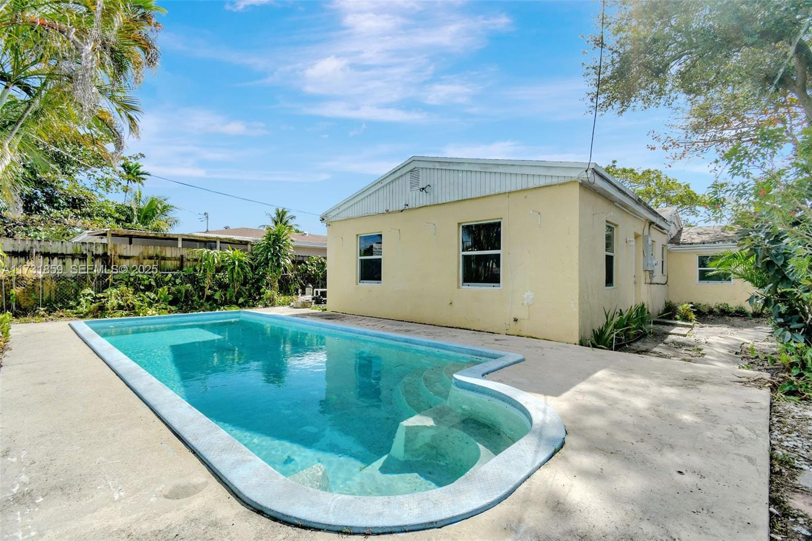 1645 NE 180th Street, North Miami Beach, FL 33162 photo 27