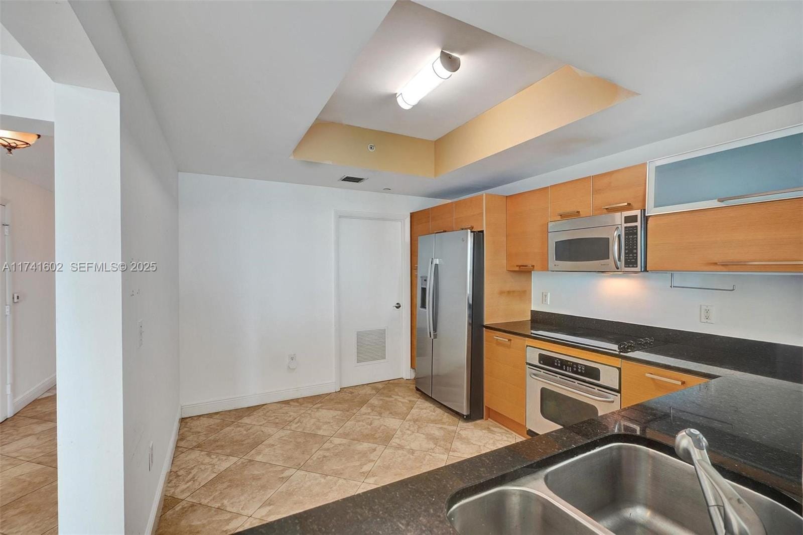 3330 NE 190th Street 1419, Aventura, FL 33180 photo 17
