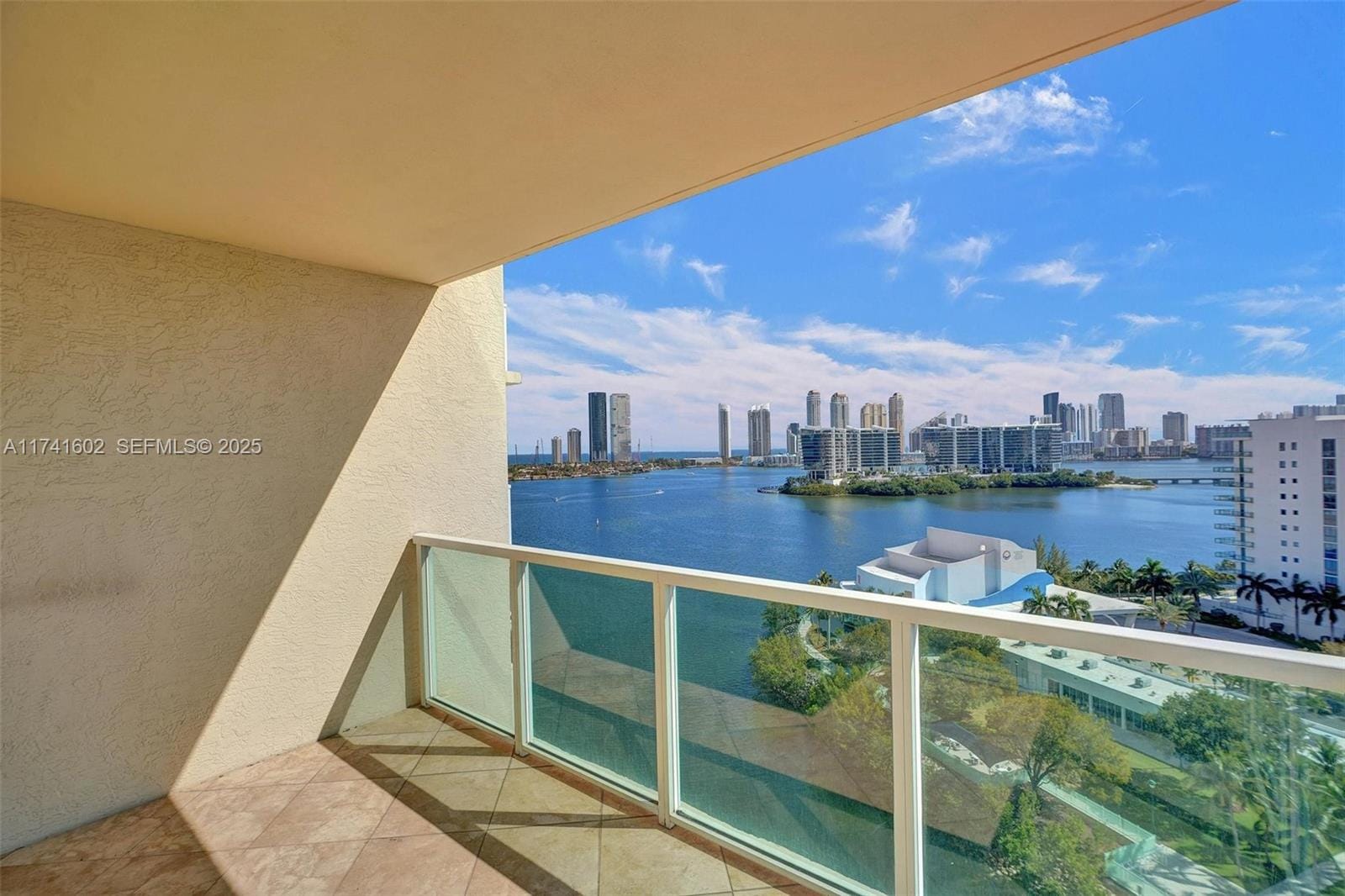 3330 NE 190th Street 1419, Aventura, FL 33180 photo 25