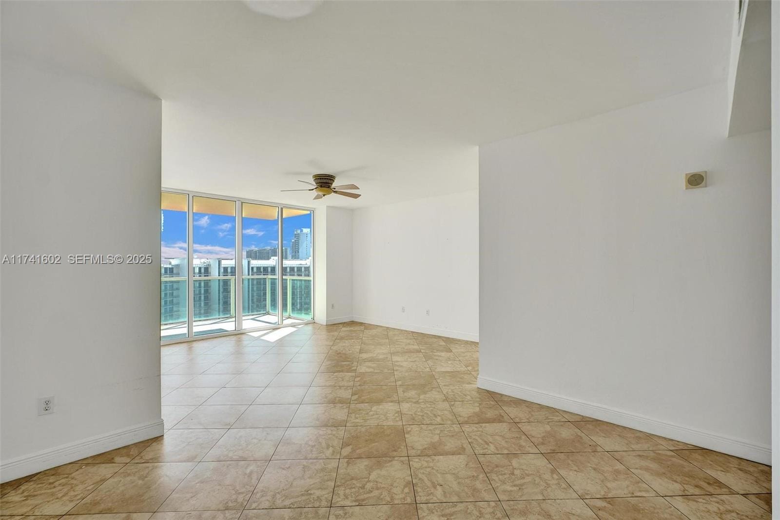 3330 NE 190th Street 1419, Aventura, FL 33180 photo 6