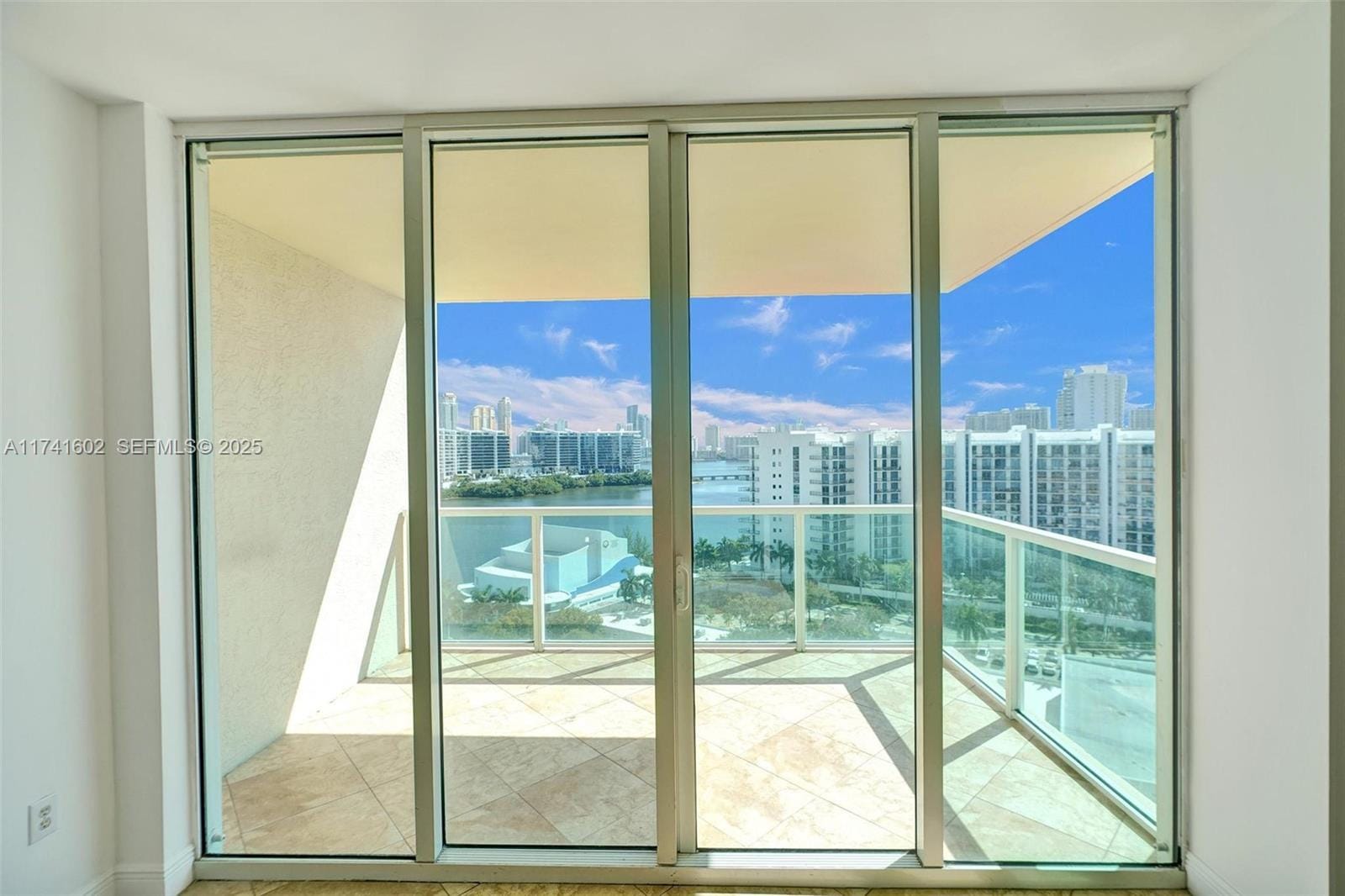 3330 NE 190th Street 1419, Aventura, FL 33180 photo 9