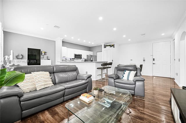 4704 SW 160th Avenue 224, Miramar, FL 33027