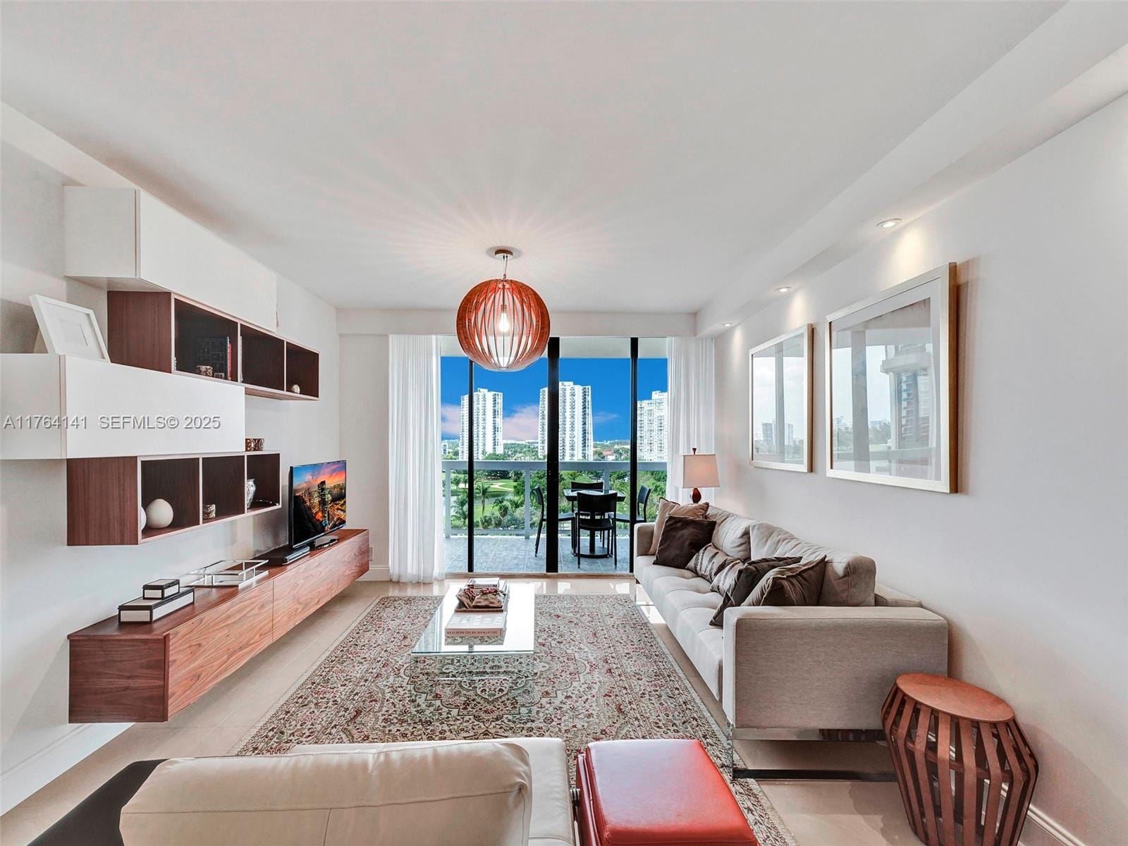 20185 Country Club Drive 909, Aventura, FL 33180 photo 3