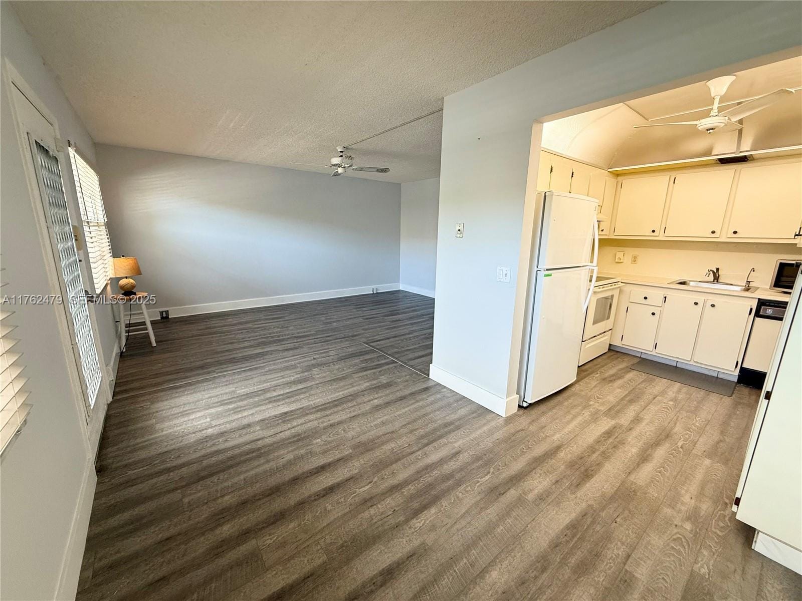 850 SW 133rd Terrace 213B, Pembroke Pines, FL 33027 photo 3