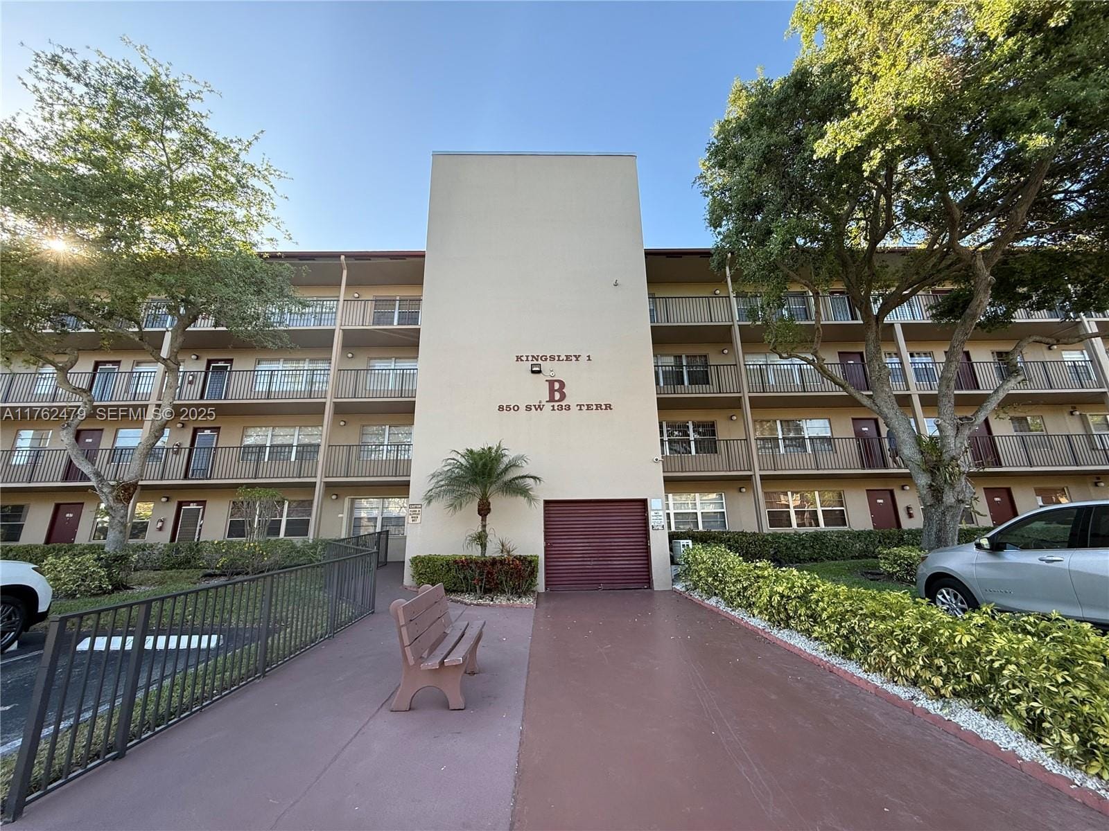 850 SW 133rd Terrace 213B, Pembroke Pines, FL 33027 photo 4