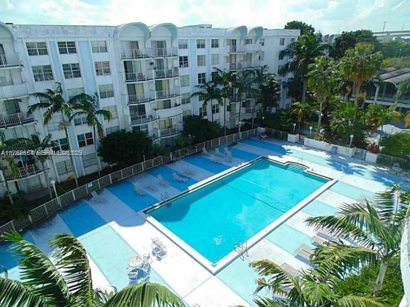 498 NW 165th Street D501, Miami, FL 33169, Miami
