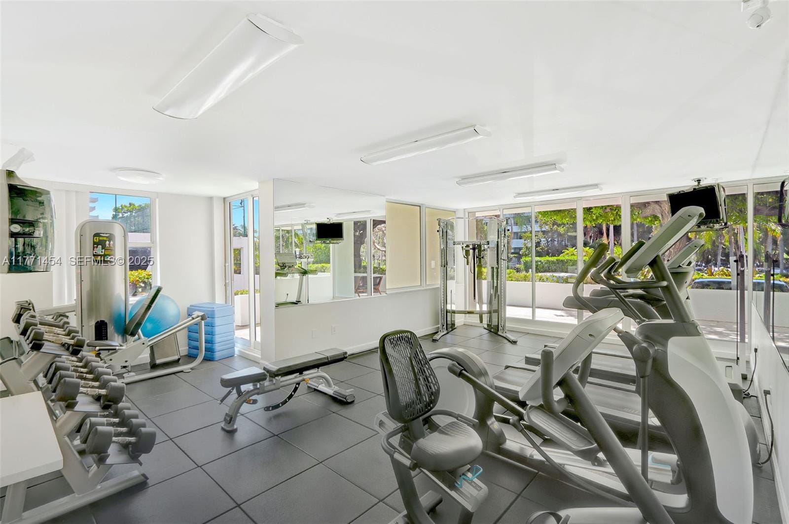 155 Ocean Lane Drive 310, Key Biscayne, FL 33149 photo 11
