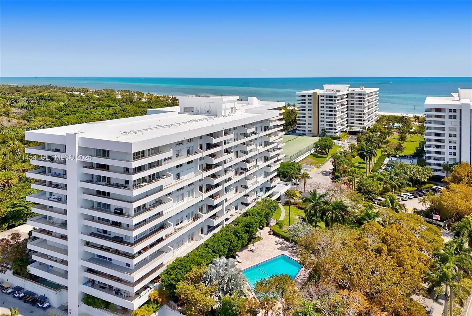 155 Ocean Lane Drive 310, Key Biscayne, FL 33149 photo 4