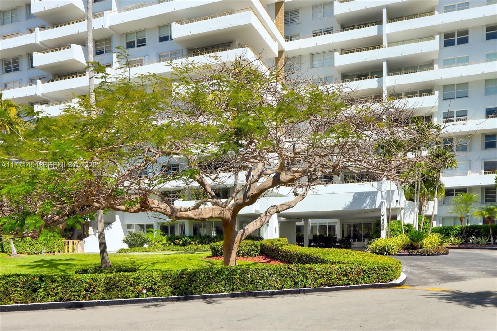155 Ocean Lane Drive 310, Key Biscayne, FL 33149 photo 6
