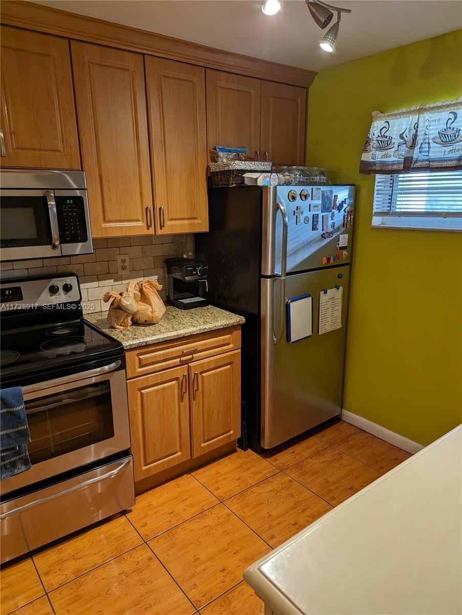 1100 NW 87th Avenue 206, Coral Springs, FL 33071 photo 8