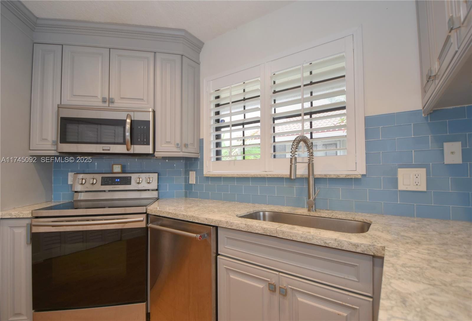 8639 Eagle Run Drive 11, Boca Raton, FL 33434 photo 21