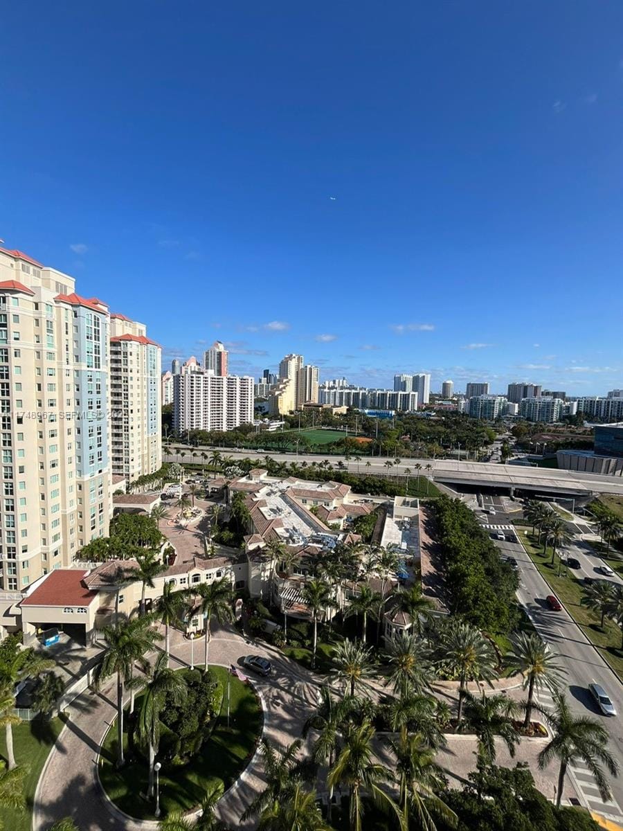 19501 W Country Club Drive 1708, Aventura, FL 33180 photo 2