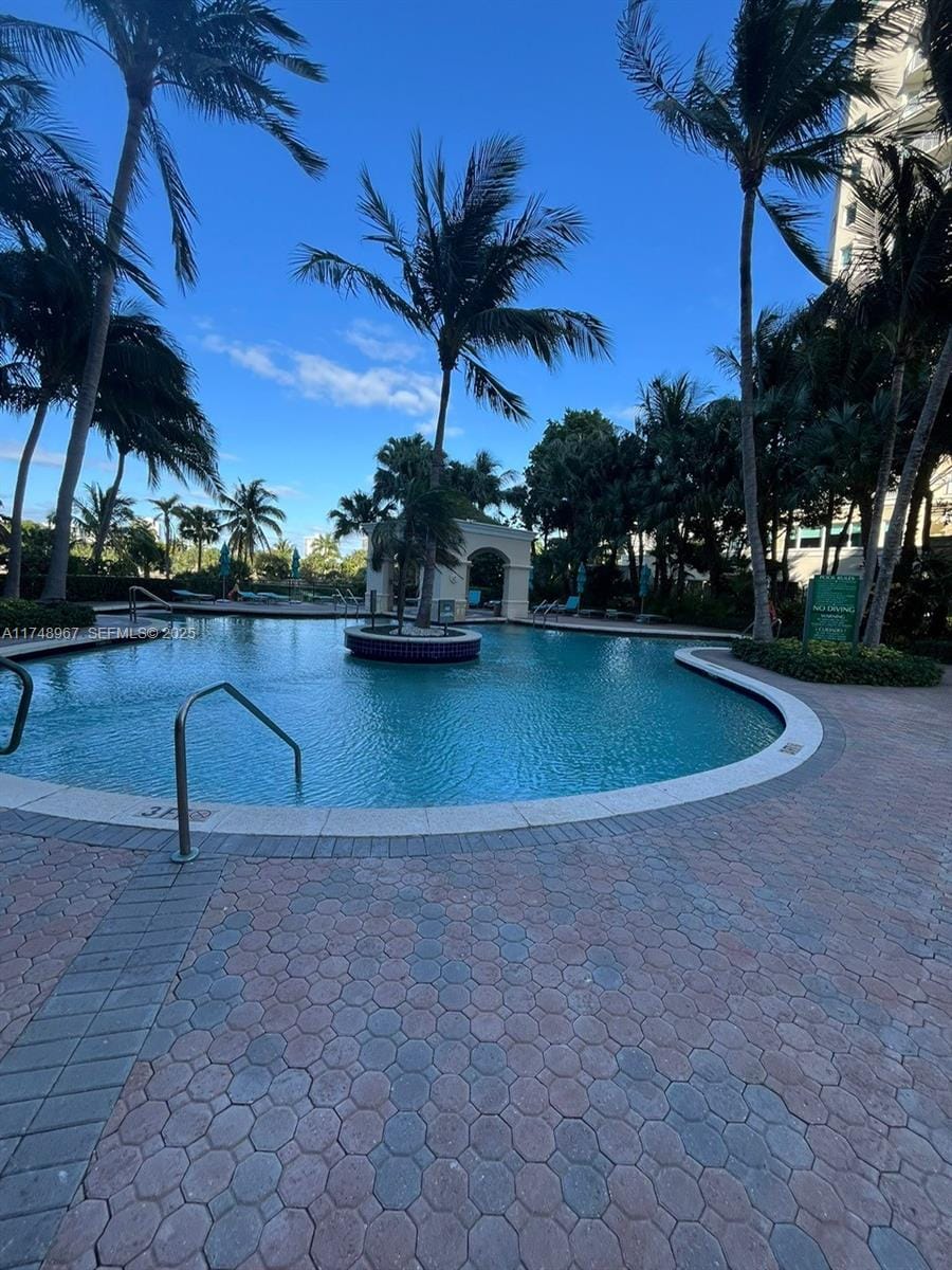 19501 W Country Club Drive 1708, Aventura, FL 33180 photo 12
