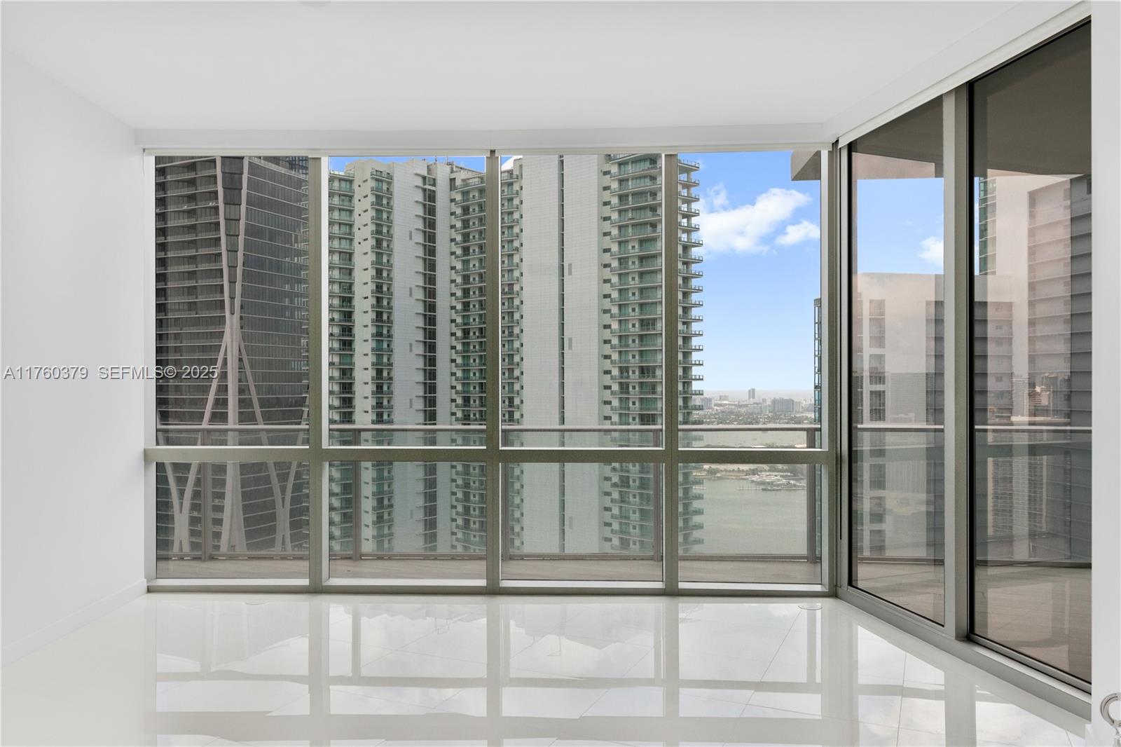 851 NE 1st Avenue 4203, Miami, FL 33132 photo 20