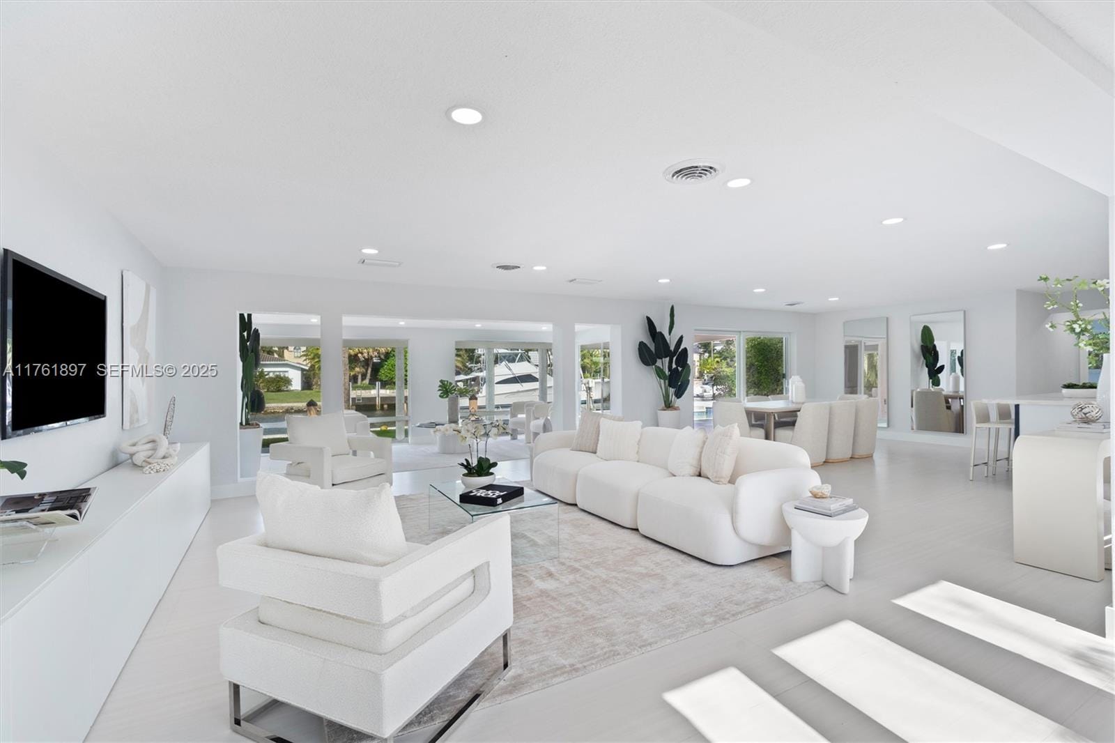 2797 NE 26th Avenue, Lighthouse Point, FL 33064