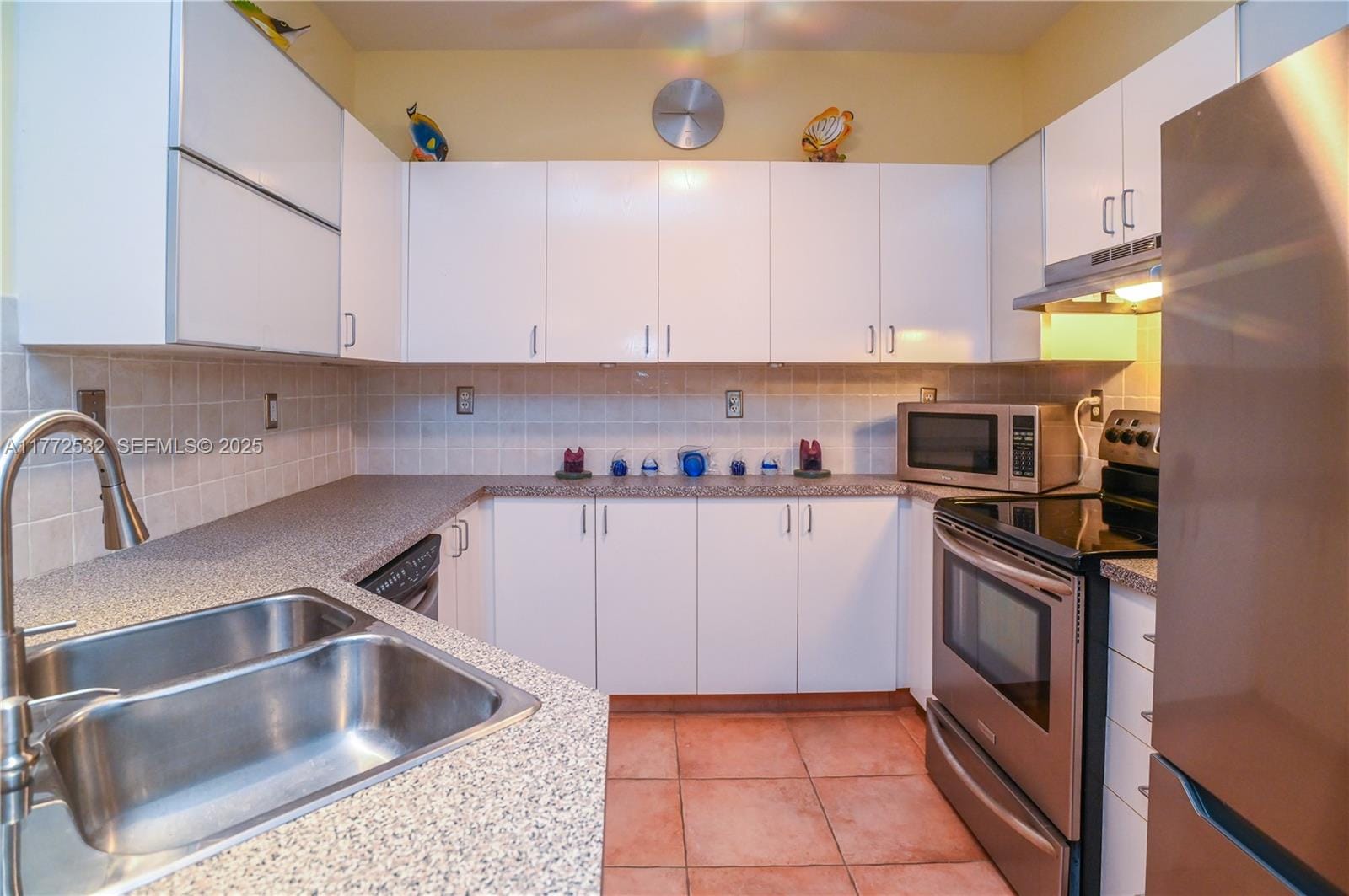 85 Gulfstream Road 304A, Dania Beach, FL 33004 photo 13