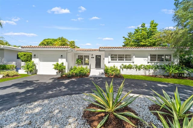 411 Malaga Avenue, Coral Gables, FL 33134