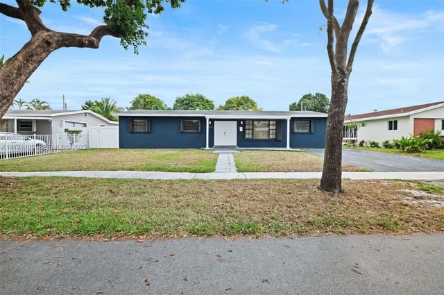 18321 NE 7th Court, North Miami Beach, FL 33179