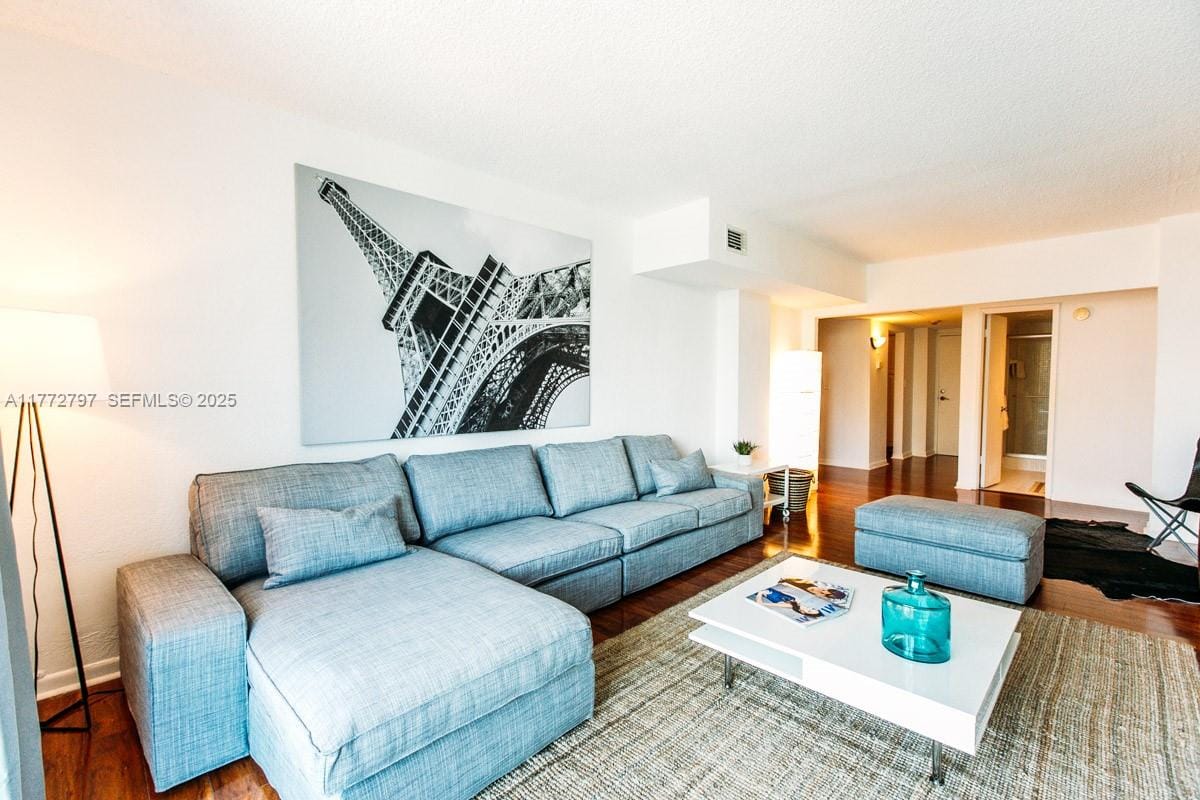 19370 Collins Avenue 326 — photo 2