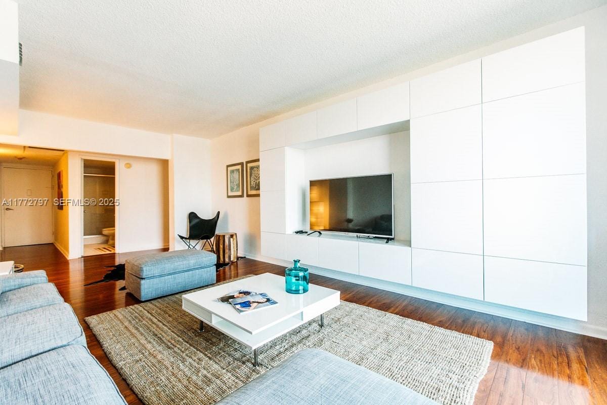 19370 Collins Avenue 326 — photo 4