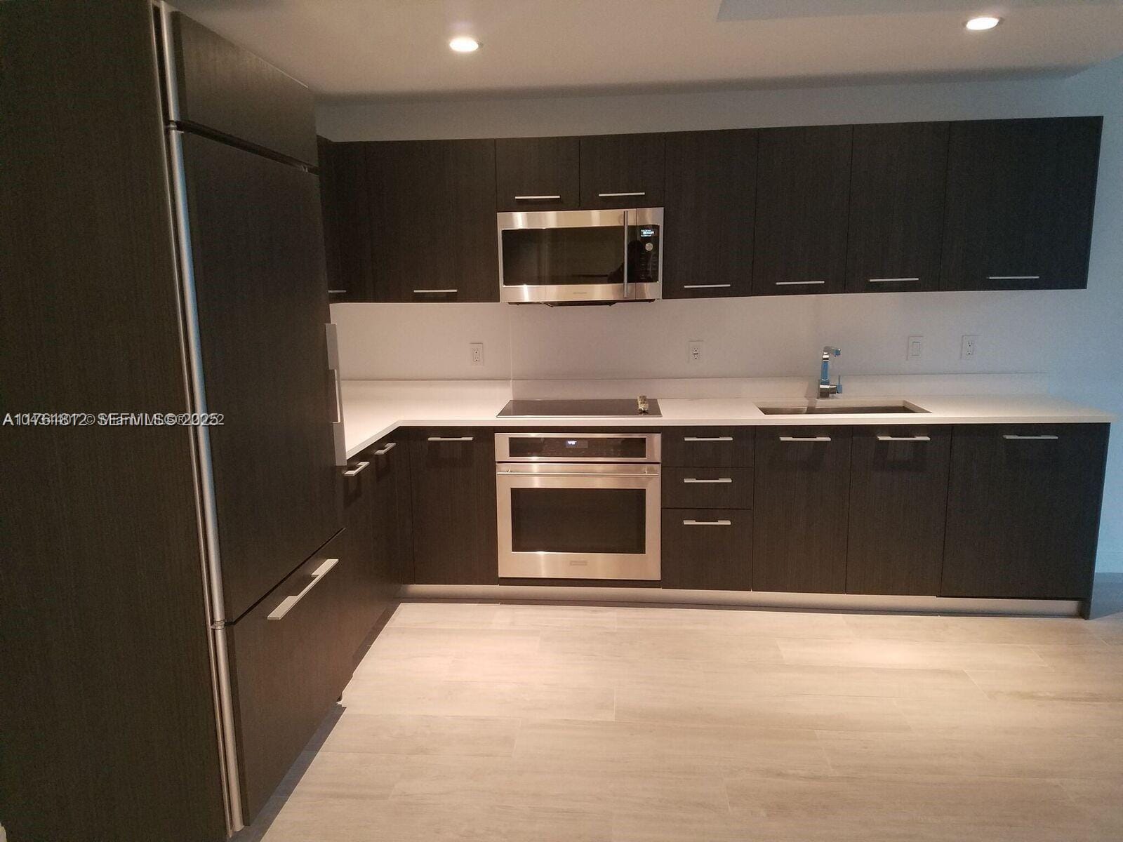 55 SW 9th Street 1107, Miami, FL 33130 photo 4