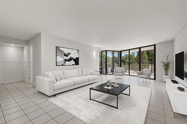 4000 Towerside Terrace 302, The Towers Of Quayside Co, Miami, FL