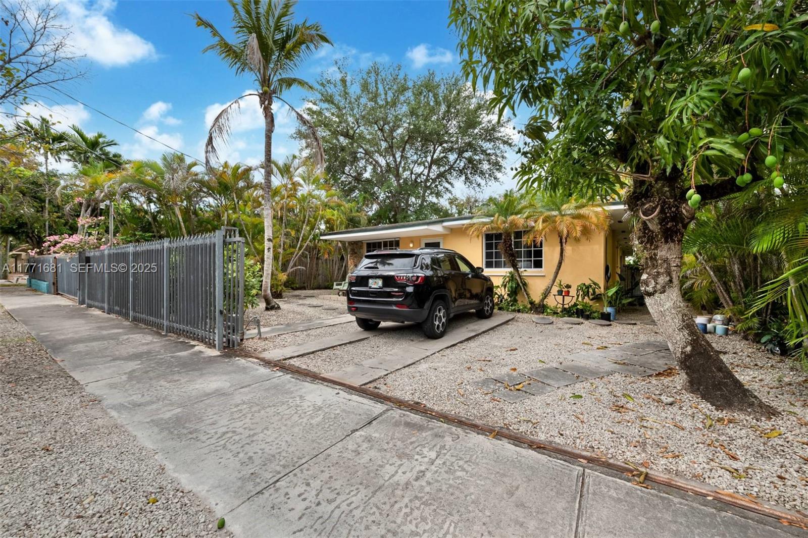 2960 Whitehead Street, Coconut Grove, FL 33133, Coconut Grove