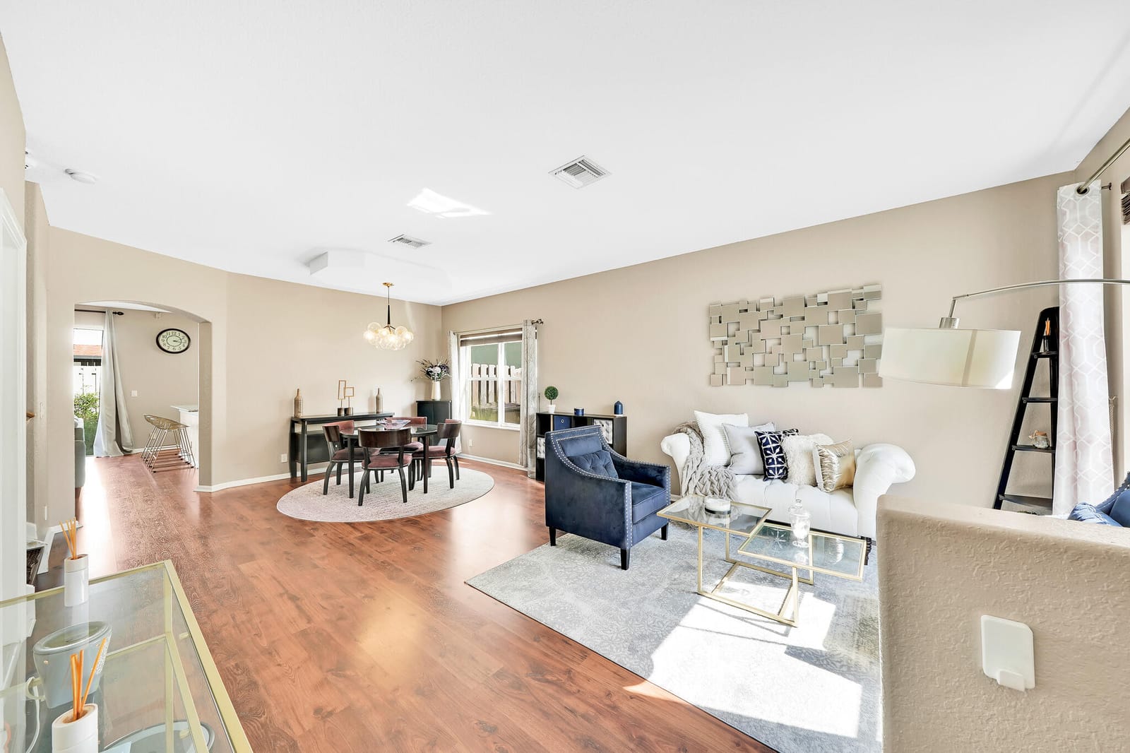 4252 Lake Tahoe Circle — photo 3
