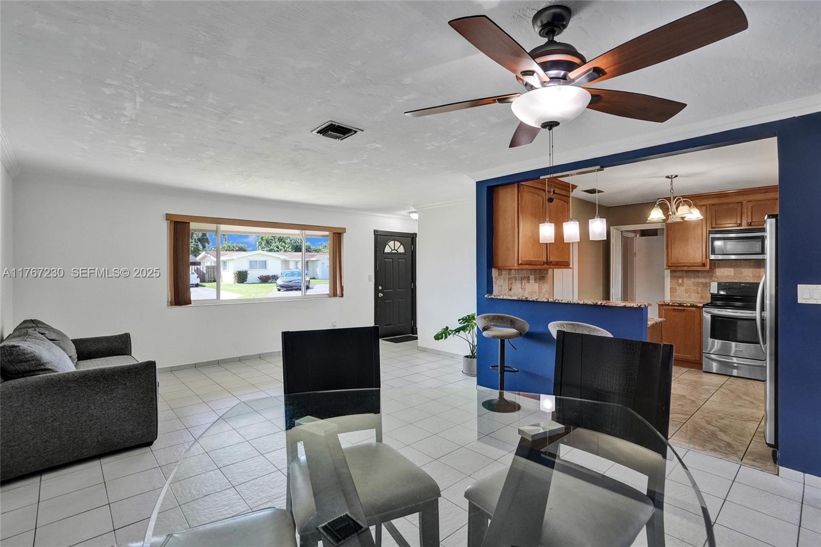 8821 NW 11th Street, Pembroke Pines, FL 33024 photo 3