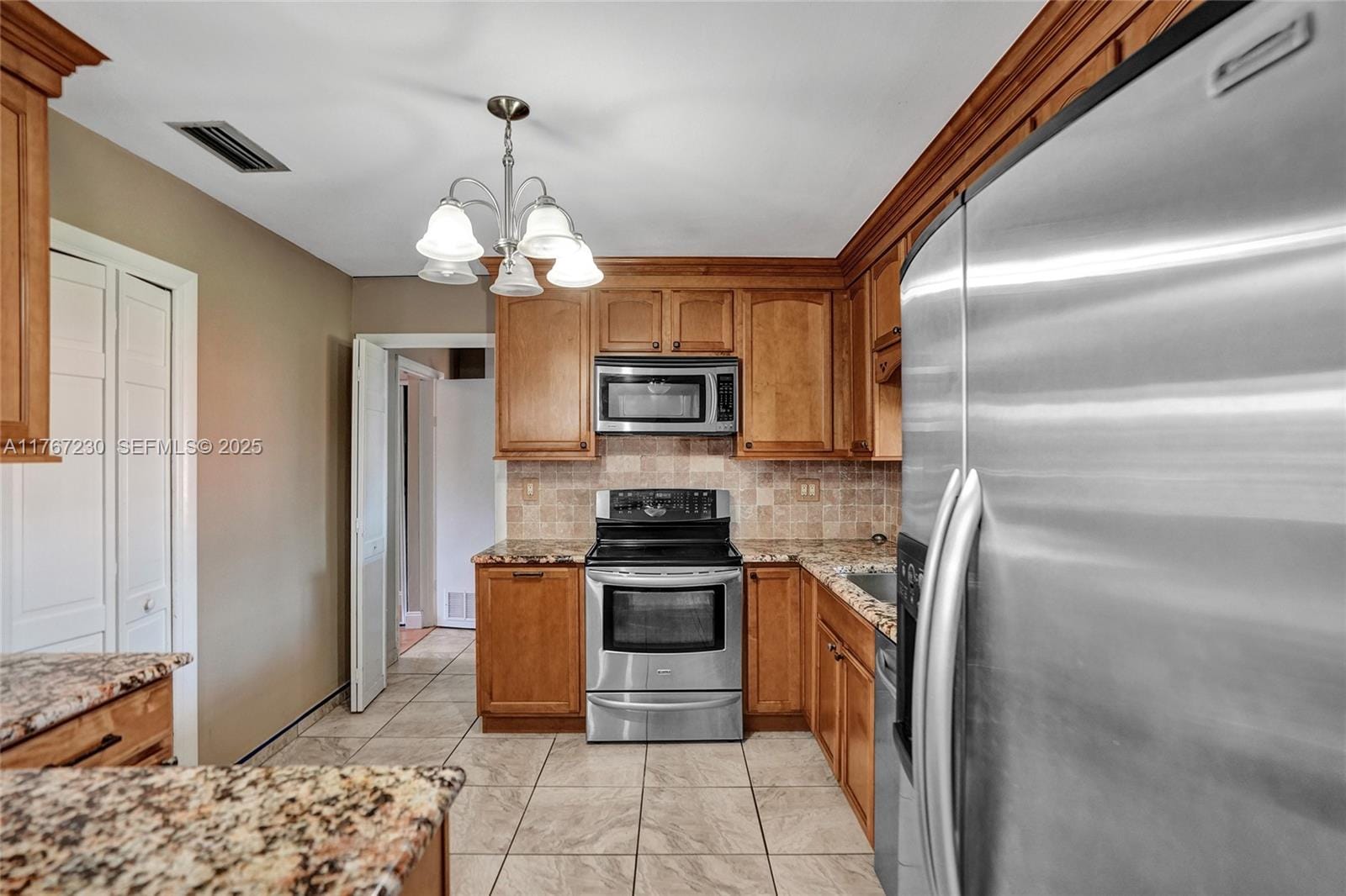 8821 NW 11th Street, Pembroke Pines, FL 33024 photo 9