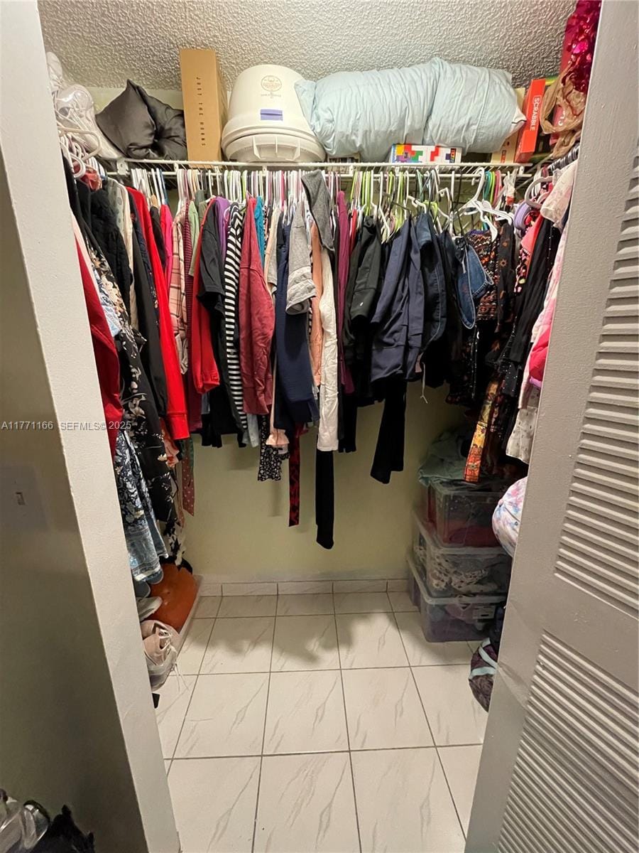 8883 Fontainebleau Boulevard 202 — photo 11