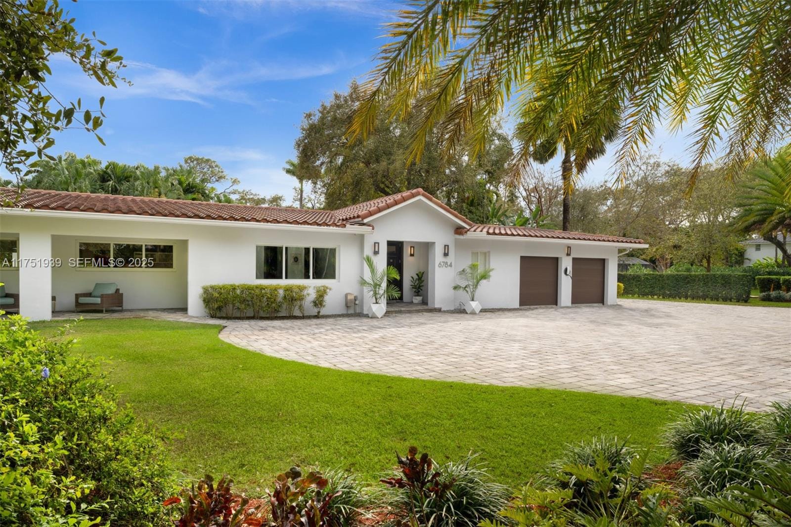 6784 SW 97th Street, Pinecrest, FL 33156